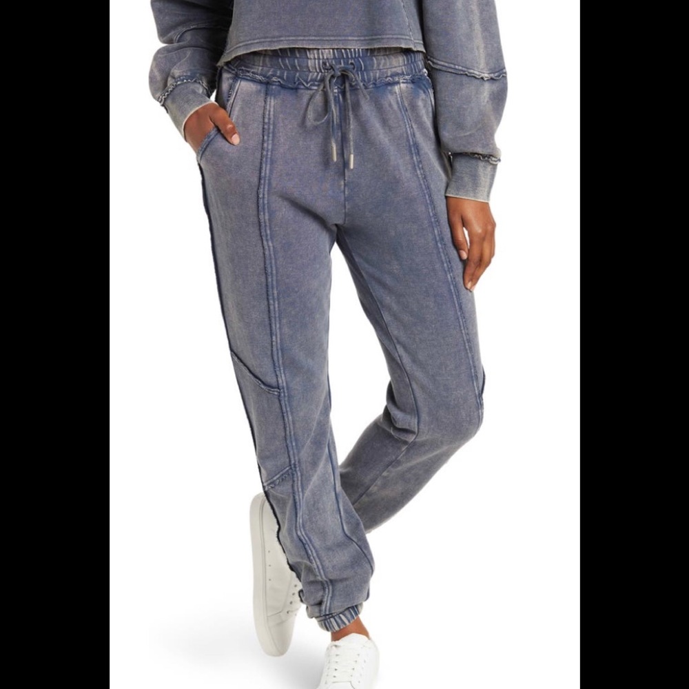 ♥️SOLD♥️SOLD♥️NWT*NICOLE MILLER*PANEL JOGGER*WASH DENIM*EXPOSE SEAM*SM*MSRP$200